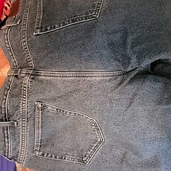 LL BEAN Double L fleece lined, relaxed fit jeans.  44X30 - Picture 6 of 11